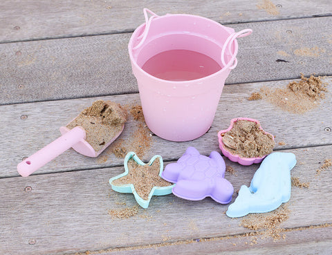 Silicone Beach Toys BUNDLE - Watering Can, Bucket, Spade & Mould Set 