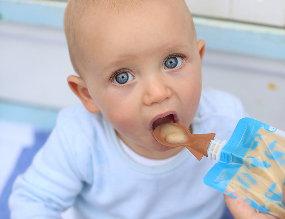 Baby spoon store pouch