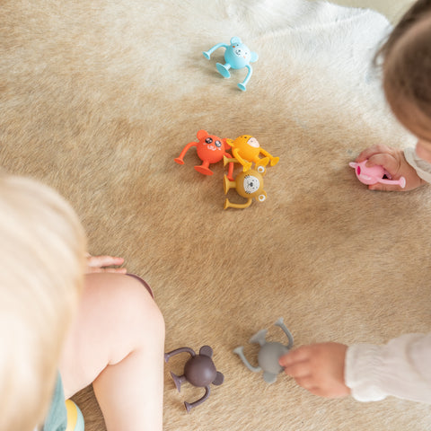 Bath Toys & Baby Silicone Suction 12PK – Entire Zoo Collection in Pastel